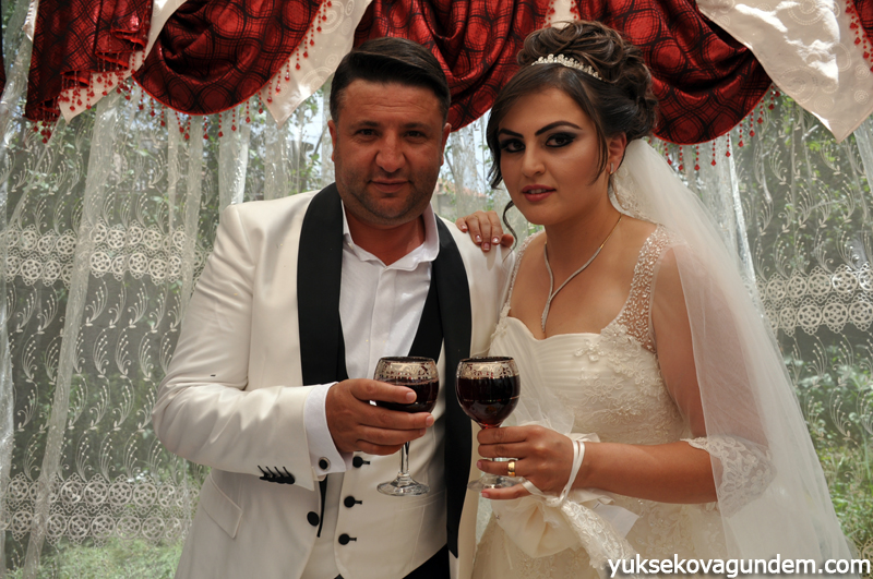 Çelik Ailesinin Mutlu Günü 12