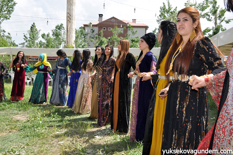 Çelik Ailesinin Mutlu Günü 40