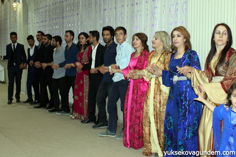 Yağan Ailesinin Mutlu Günü 74