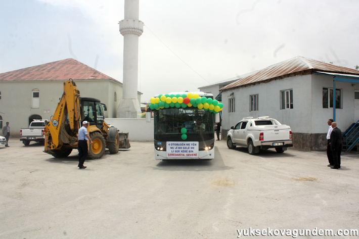 Yüksekova Belediyesi 4 Otobüs Aldı 15