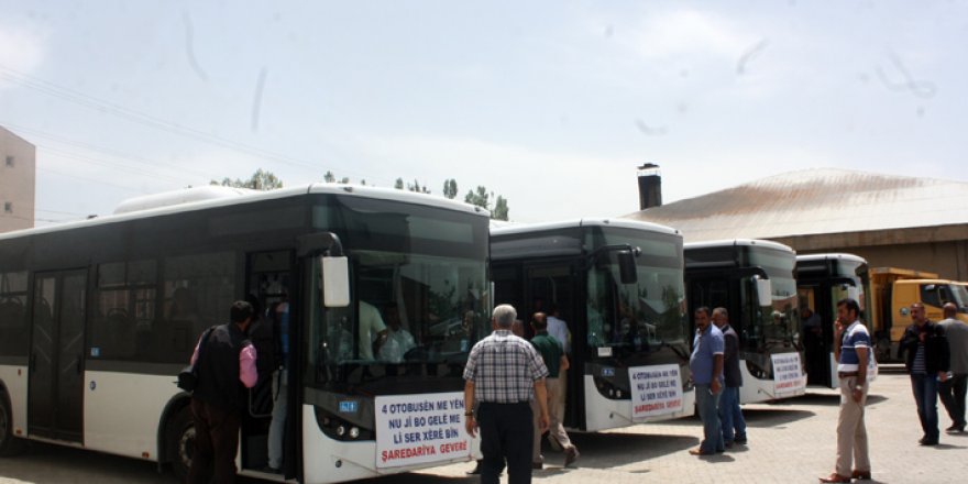 Yüksekova Belediyesi 4 Otobüs Aldı