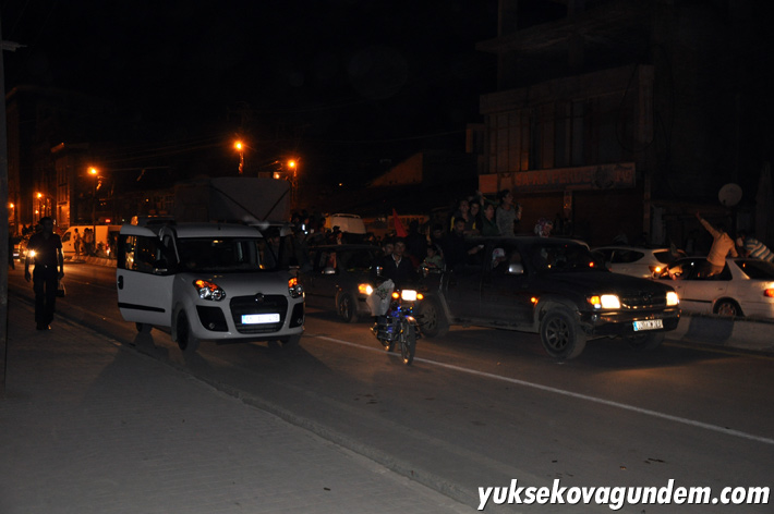 Yüksekova'da Seçim kutlamaları 37