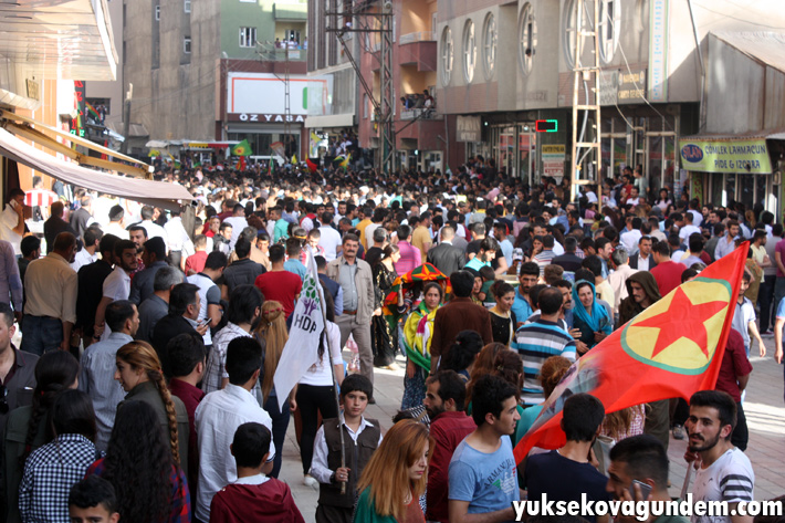 Seçim kutlamaları bu günde devam etti 90