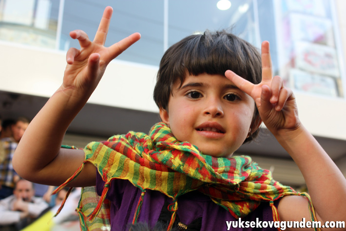 Seçim kutlamaları bu günde devam etti 95