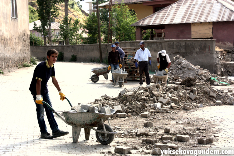 Oruç tutan işçilerin sıcakla imtihanı 4