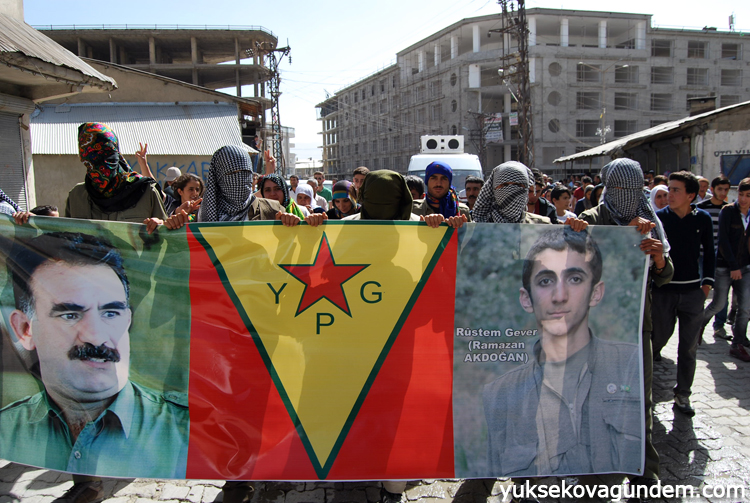 YPG'li Akdoğan Son Yolculuğuna Uğurlandı 5