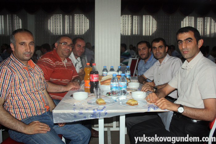 Yüksekova Ticaret Odasından İftar Yemeği 11