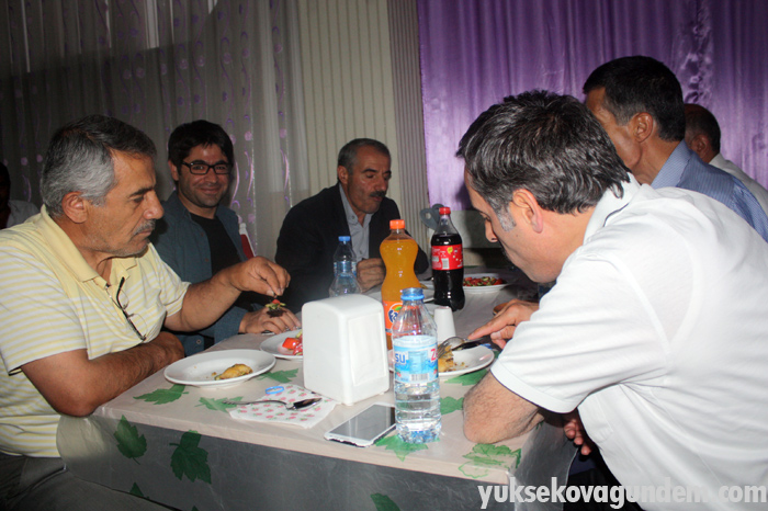 Yüksekova Ticaret Odasından İftar Yemeği 15