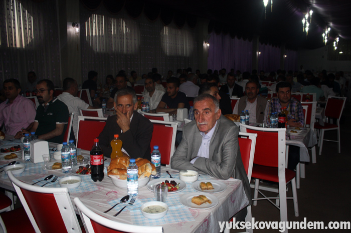 Yüksekova Ticaret Odasından İftar Yemeği 6
