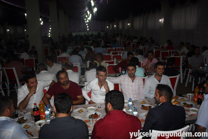 Yüksekova Ticaret Odasından İftar Yemeği 8