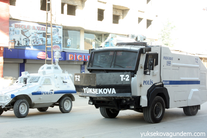 Yüksekova'da Suruç Katliamı Gerginliği 15