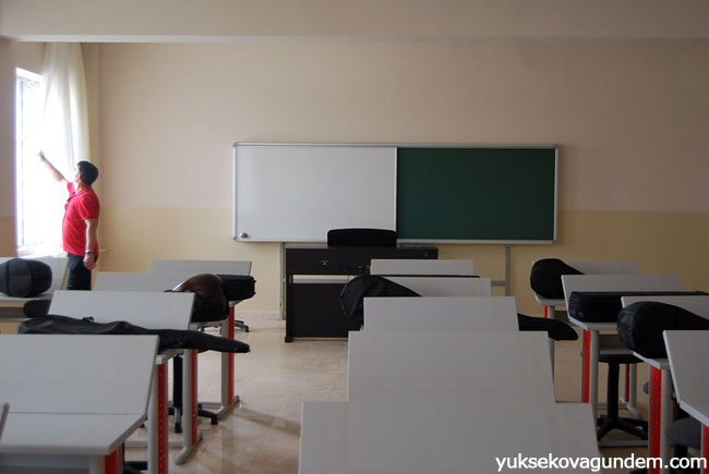 Yüksekova’da eğitim atağı 25