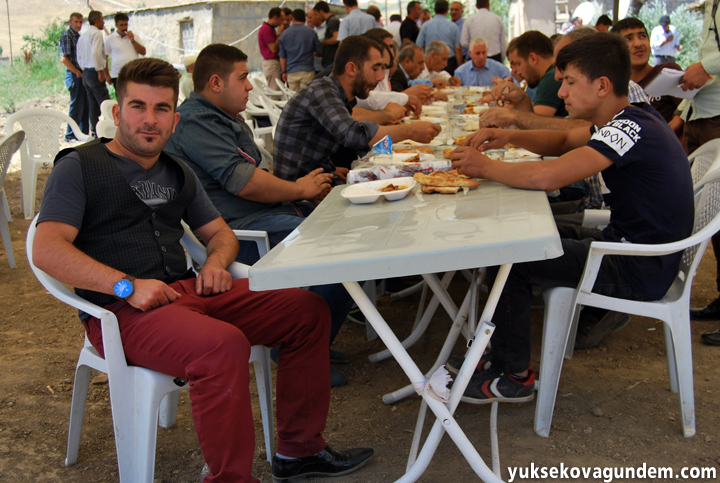 Yüksekova Düğünleri (01-02) Ağustos 2015 19
