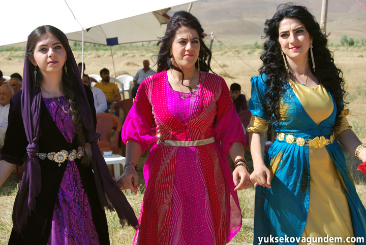 Yüksekova Düğünleri (01-02) Ağustos 2015 22