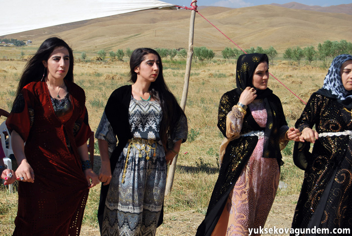 Yüksekova Düğünleri (01-02) Ağustos 2015 30