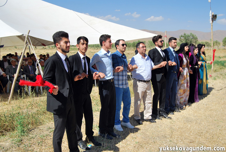 Yüksekova Düğünleri (01-02) Ağustos 2015 32