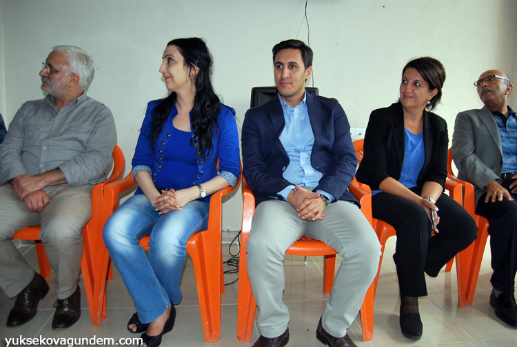 HDP ve DBP heyeti Yüksekova'da temaslarda bulundu 1