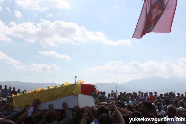 Kaval Yüksekova'da uğurlandı 6