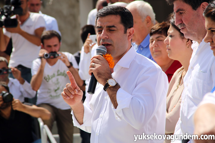 Selahattin Demirtaş Yüksekova'da 41