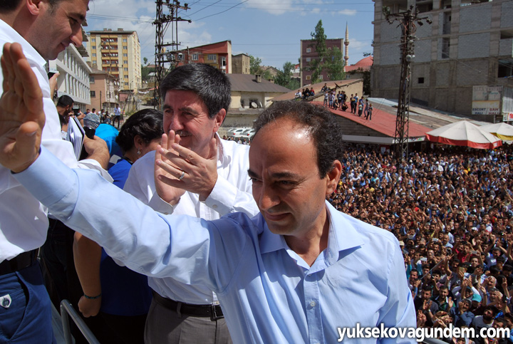 Selahattin Demirtaş Yüksekova'da 54