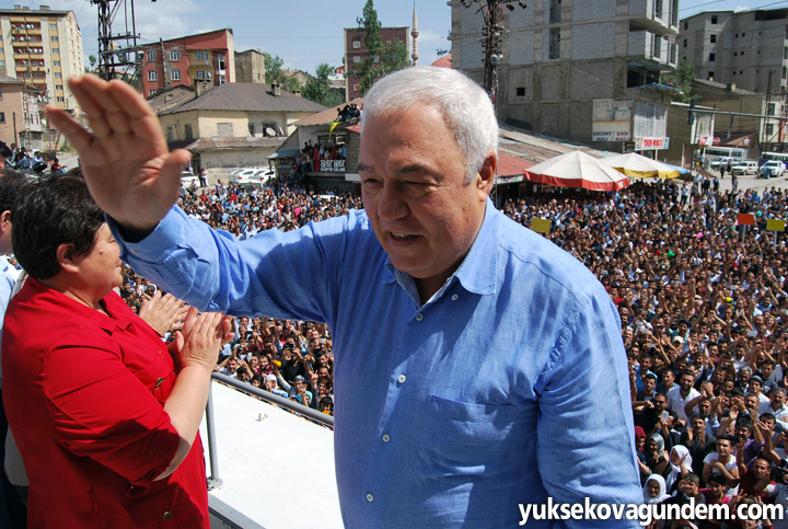 Selahattin Demirtaş Yüksekova'da 63