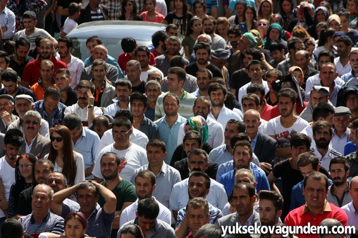 Selahattin Demirtaş Yüksekova'da 67