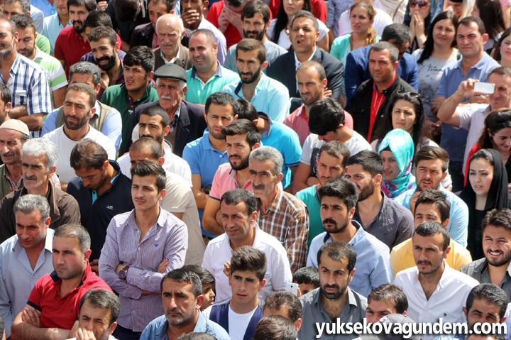 Selahattin Demirtaş Yüksekova'da 73