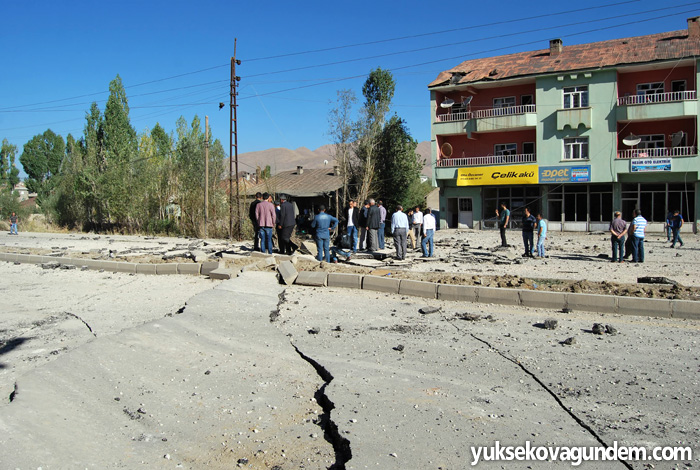 Yüksekova'da zırhlı araç geçişi sırasında patlama 11