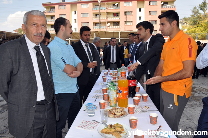 Yüksekova'da öğretmenler için kokteyl 12