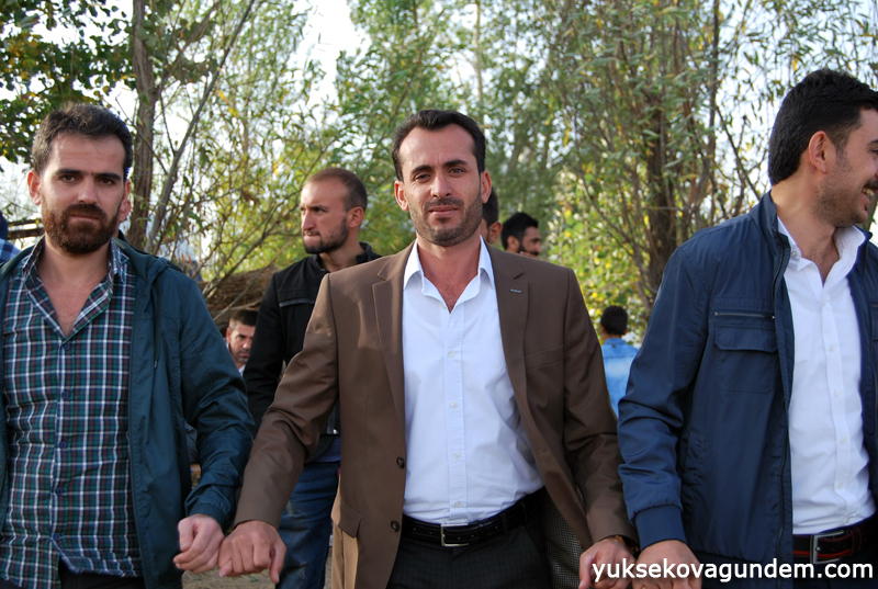 Yüksekova Düğünleri (03-04) Ekim 2015 158