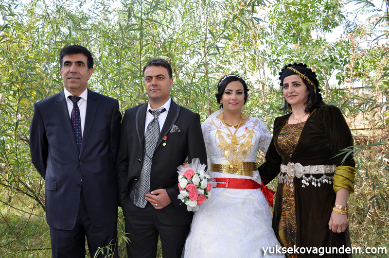 Yüksekova Düğünleri (03-04) Ekim 2015 32