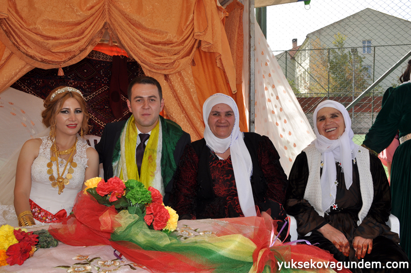 Yüksekova Düğünleri (03-04) Ekim 2015 35