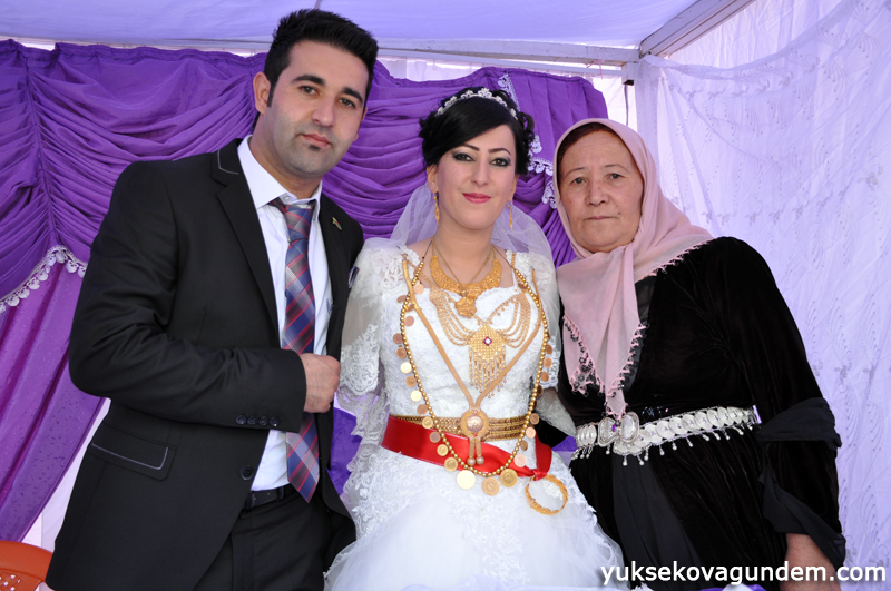 Yüksekova Düğünleri (03-04) Ekim 2015 42