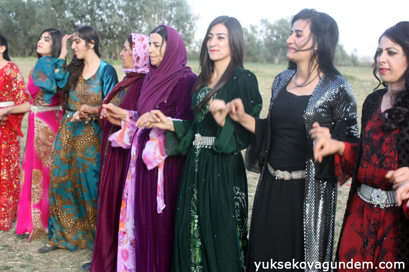 Yüksekova Düğünleri (03-04) Ekim 2015 98