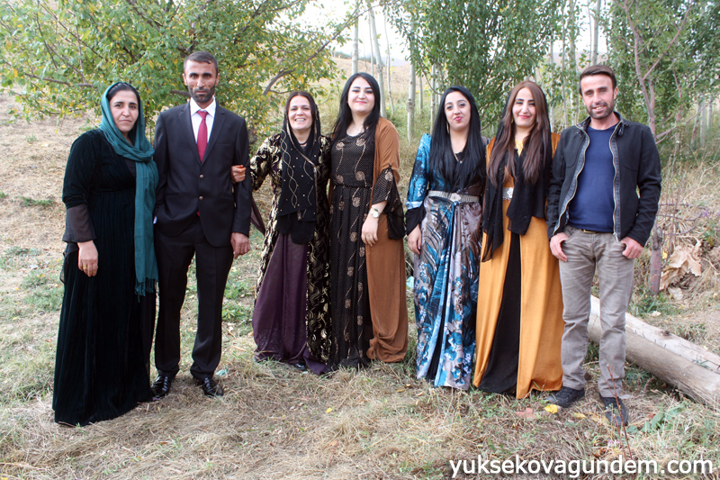Yüksekova Düğünleri (10-11) Ekim 2015 17
