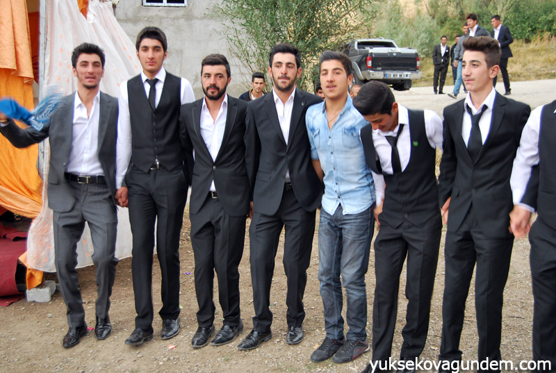 Yüksekova Düğünleri (10-11) Ekim 2015 47