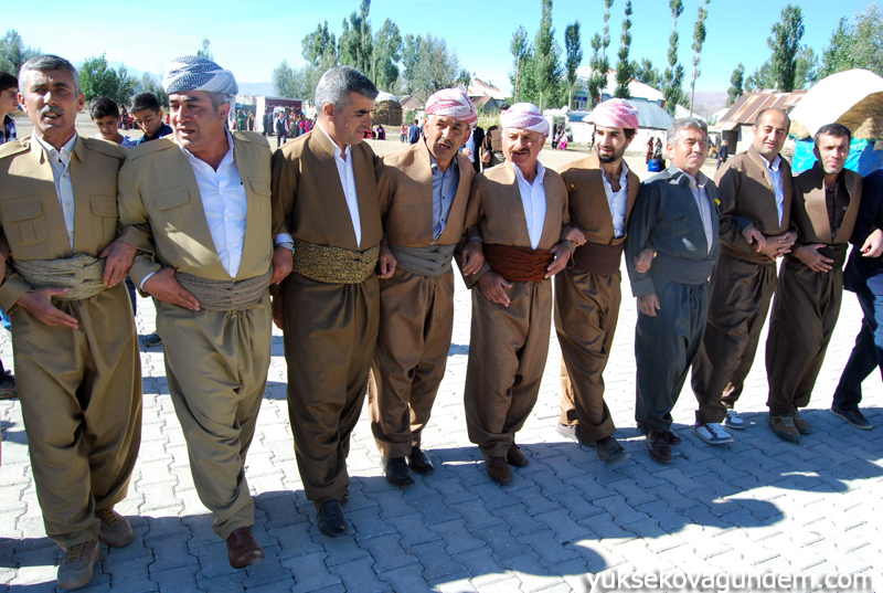 Yüksekova Düğünleri (10-11) Ekim 2015 71