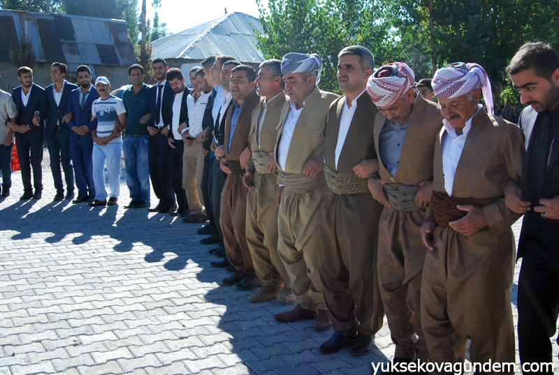 Yüksekova Düğünleri (10-11) Ekim 2015 73