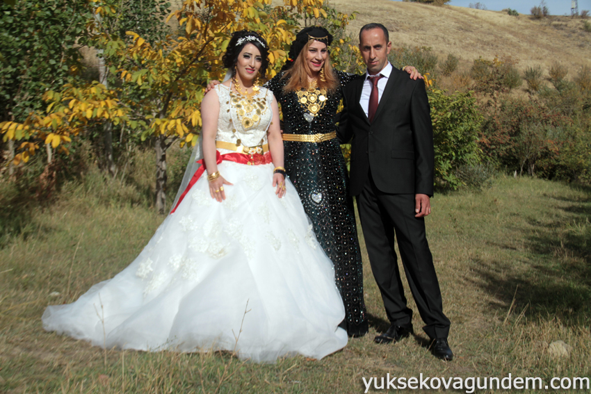 Yüksekova Düğünleri (17-18) Ekim 2015 11