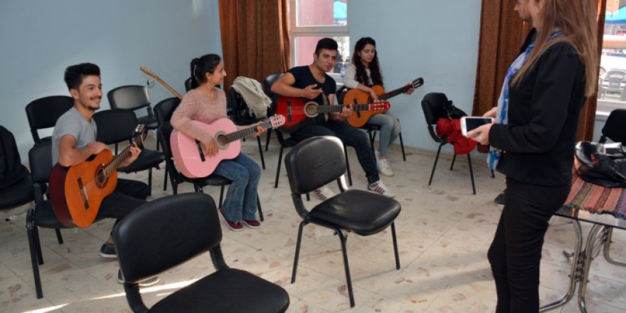Hakkari'nin Kültür-Sanat merkezi: ‘Feqiyê Teyran’