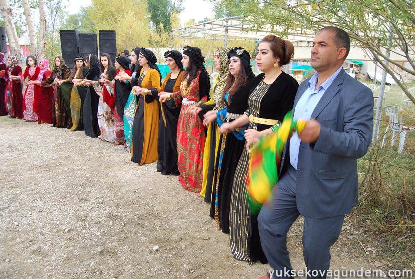 Yüksekova Düğünleri (24-25) Ekim 2015 35