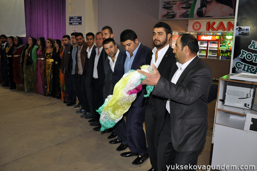 Yüksekova Düğünleri (07-08) Kasım 2015 38