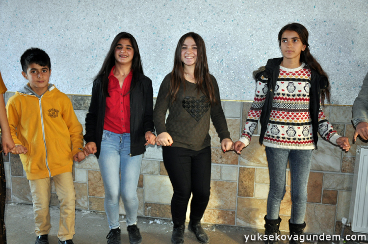 Bayazıt Ailesinin Mutlu Günü 103