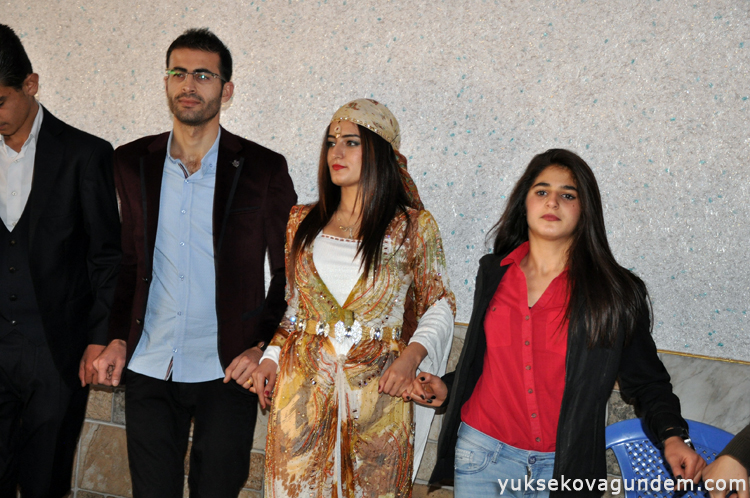 Bayazıt Ailesinin Mutlu Günü 108