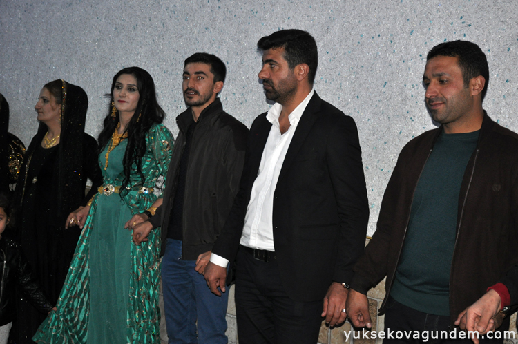 Bayazıt Ailesinin Mutlu Günü 135
