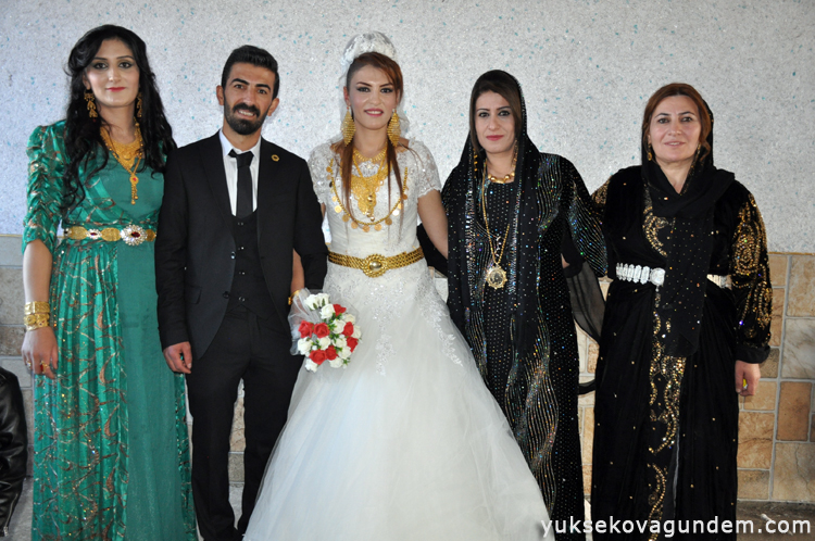 Bayazıt Ailesinin Mutlu Günü 142