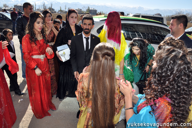 Bayazıt Ailesinin Mutlu Günü 25