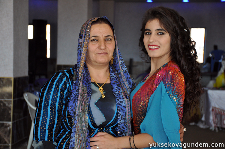 Bayazıt Ailesinin Mutlu Günü 48