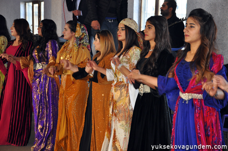 Bayazıt Ailesinin Mutlu Günü 79
