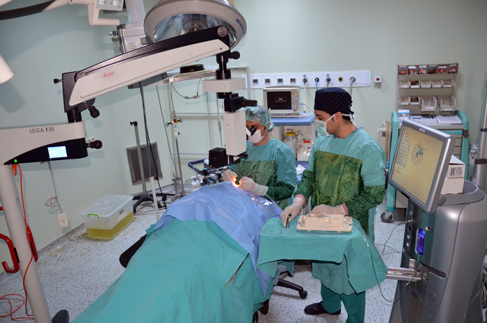 Yüksekova'da katarakt ameliyatına başlandı 2